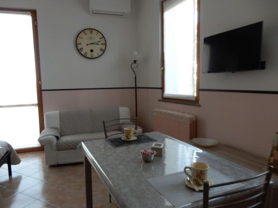 Interno Tavolo Focus